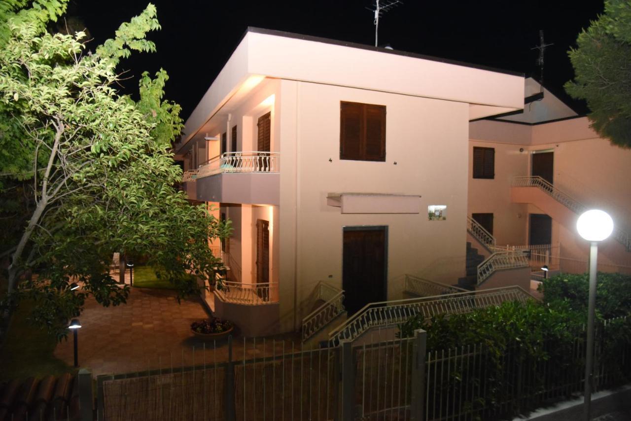 La Porta Del Mare Bed and Breakfast Villapiana Buitenkant foto